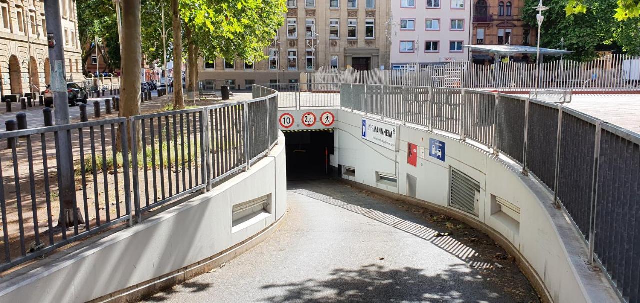 Gemuetliches Privatzimmer In Mannheims Stadtmitte Esterno foto